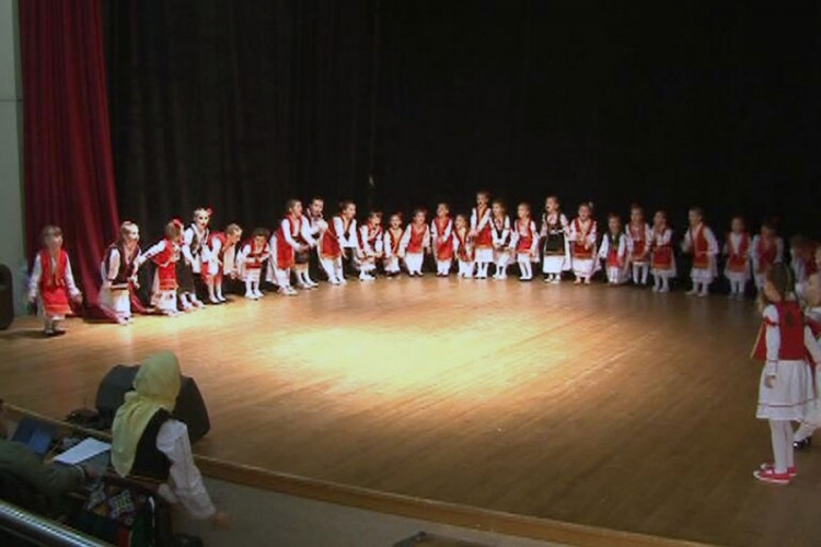 U Kozarskoj Dubici održan godišnji koncert Folklorne sekcije "Una"