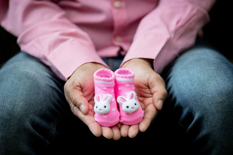 Raste broj zahtjeva za DNK analizu: Djeca hoće da utvrde ko im je pravi otac