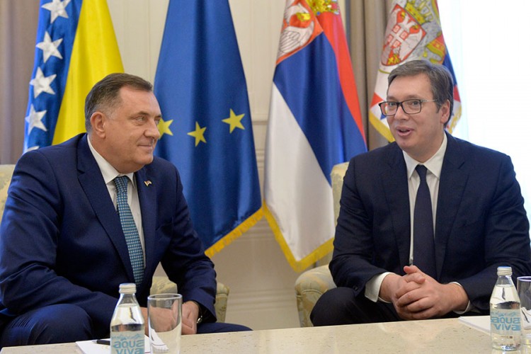 U toku sastanak Dodika i Vučića
