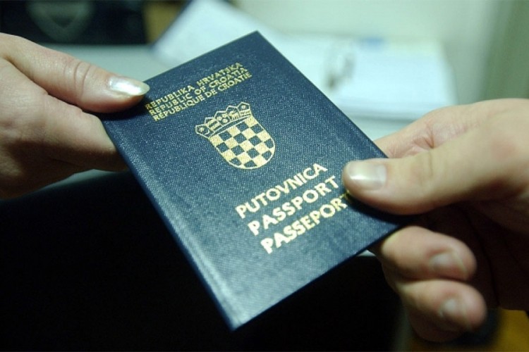 Uhapšen državljanin Srbije: Pokušao izaći iz BiH sa lažnim pasošom Hrvatske