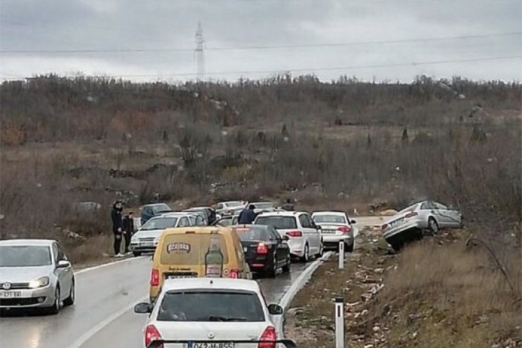 Na putu Mostar - Čitluk dvije osobe teško povrijeđene