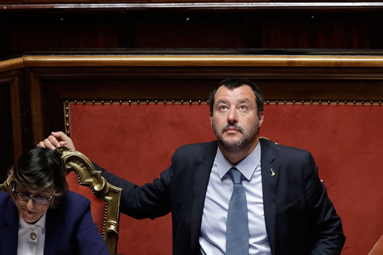 Salvini iznio emotivnu odbranu odluke da odbije migrante