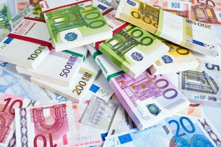 Rusija emituje nove obveznice u evrima i dolarima