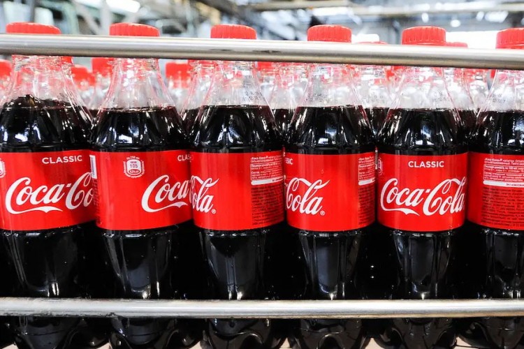 "Coca-cola" neće odbaciti plastične boce jer ih kupci vole