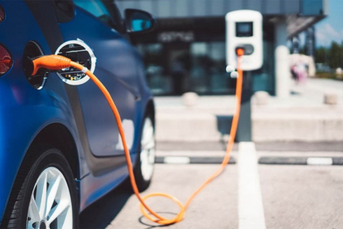 Električni automobili uskoro jeftiniji od benzinaca i dizelaša