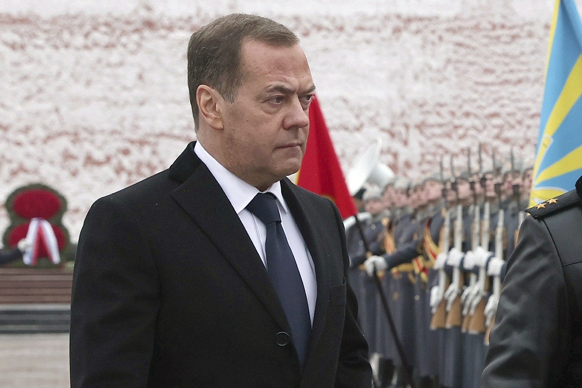 Medvedev traži smrtnu kaznu za napadače u Moskvi