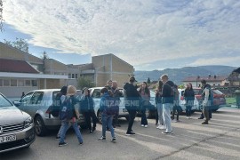 Ministarstvo o protestu roditelja u Banjaluci: Nismo dobili niti jednu predstavku