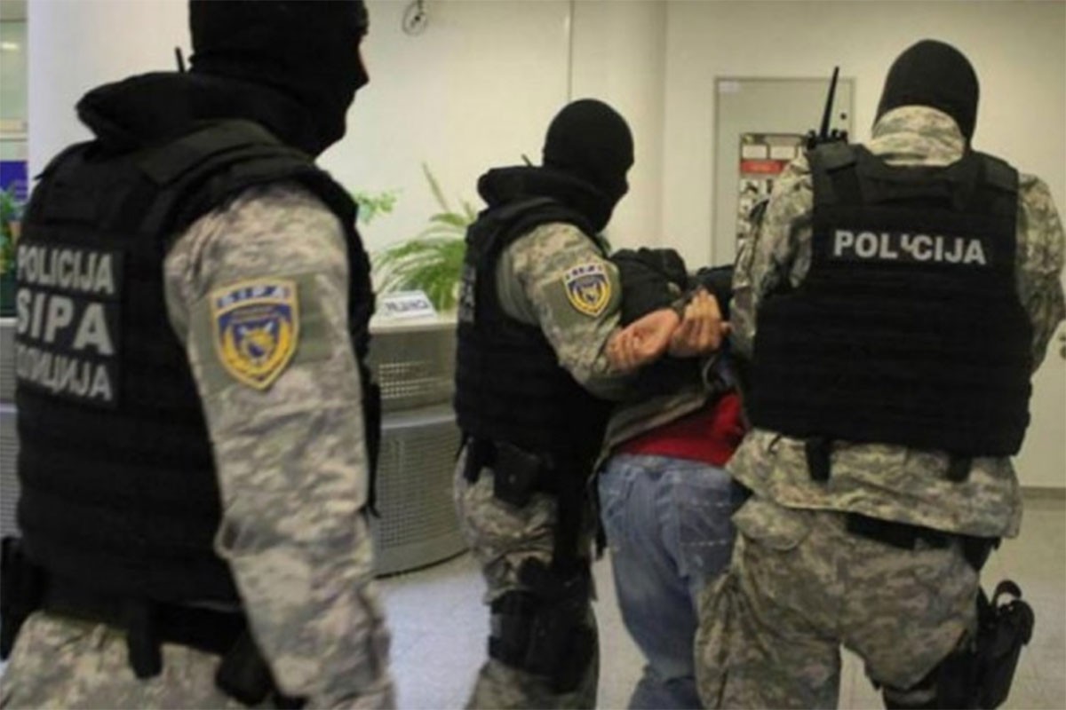 Akcija "Black tie 2": Među uhapšenima visoki funkcioneri policijskih agencija i institucija