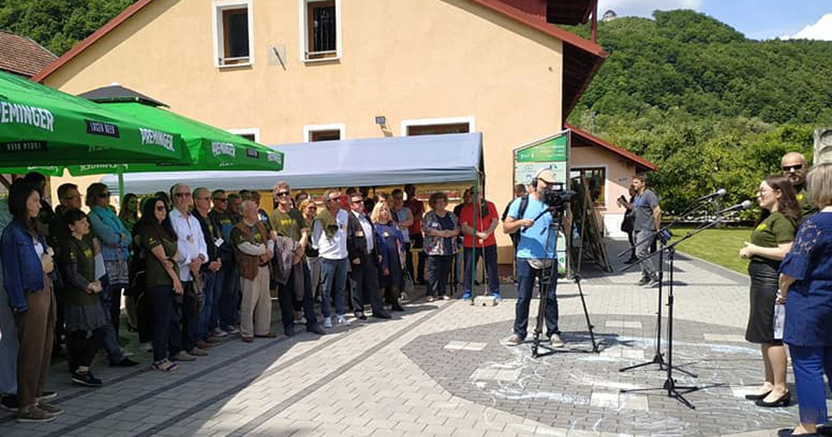 Likovna Kolonija Za Djecu Iz Centra Duga