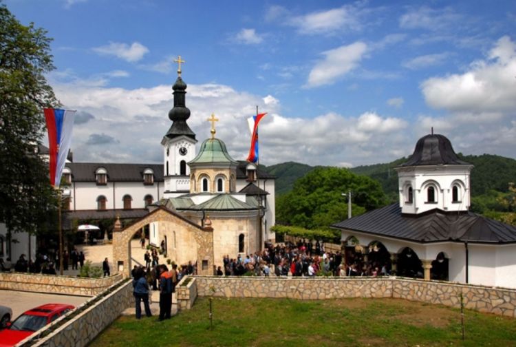 Manastir Tavna na vjetrometini istorije