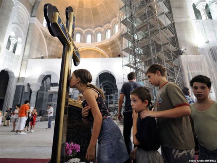 Srbija prisiljava ateiste i nesrbe da plaćaju za Hram Sv. Save