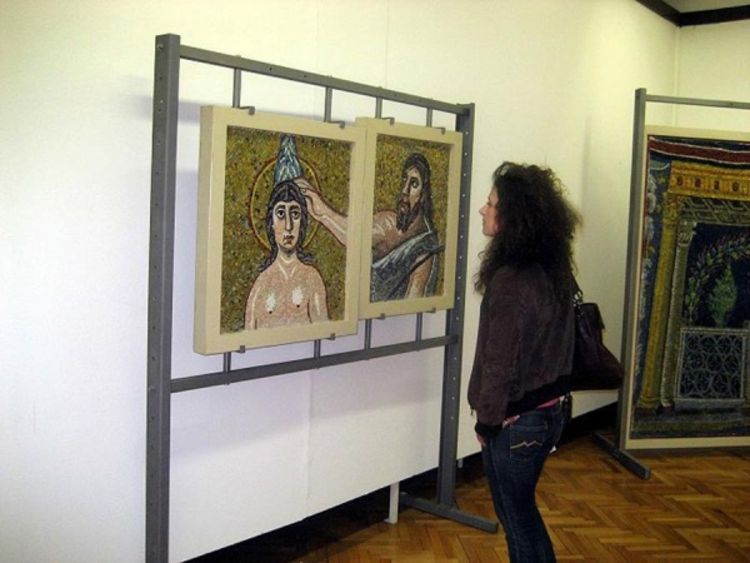 Međunarodna galerija portreta Tuzla: Nestalo 70 slika i skulptura