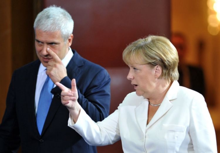 Angela Merkel i Boris Tadić frktali jedno na drugo