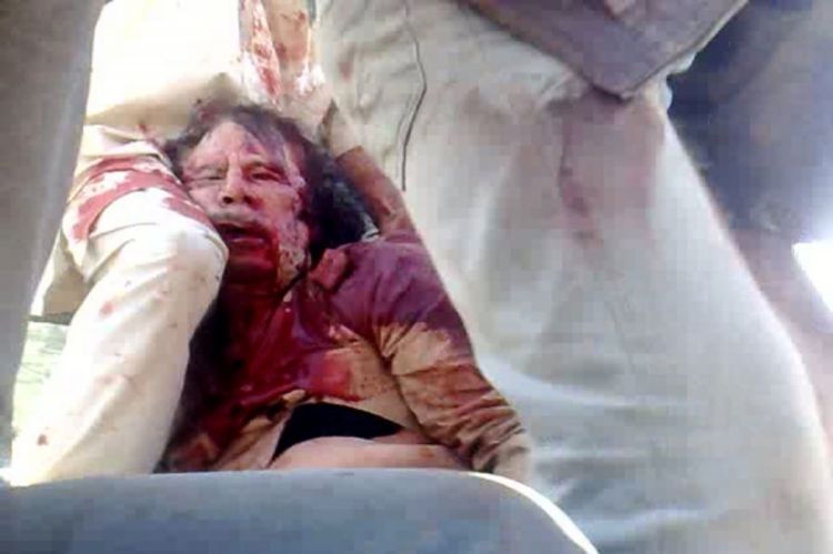 Ubijen Moamer Gadafi (Foto, Video)