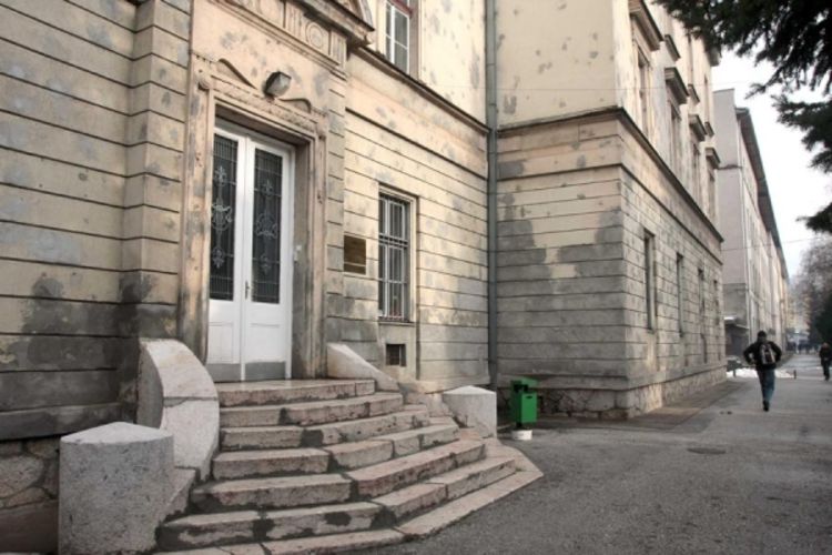 Zbog duga za struju zatvara se Nacionalna i univerzitetska biblioteka BiH