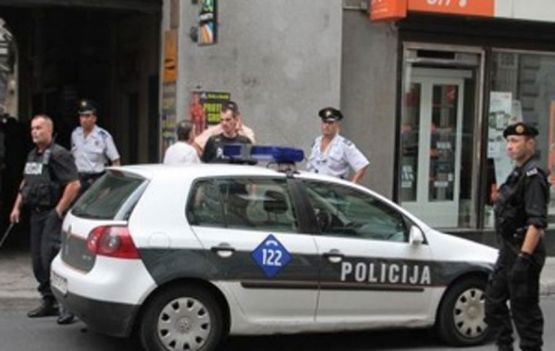 Derventa: Povrijeđeno više policajaca koji su pratili navijače Maribora