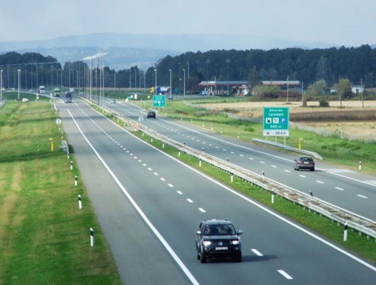 Radovi na dionici Prnjavor-Doboj krajem avgusta