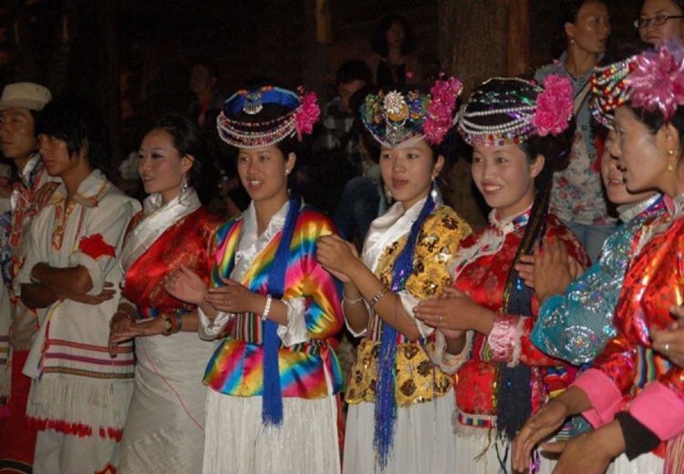 Pleme Mosuo - kraljevstvo žena