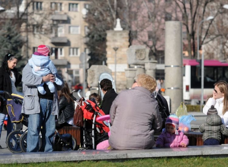 Žene u BiH rađaju najmanje u svijetu