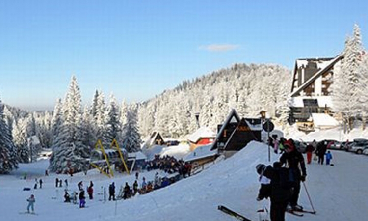Na Jahorini dobri uslovi za skijanje, na Bjelašnici se pripremaju staze