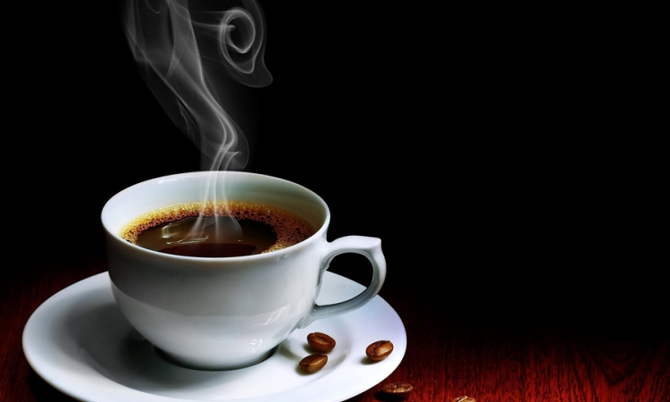 Jedna šoljica kafe dnevno izaziva kofeinsku zavisnost
