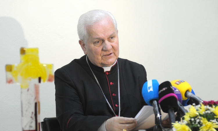 Franjo Komarica: Uskrs je temelj naše vjere