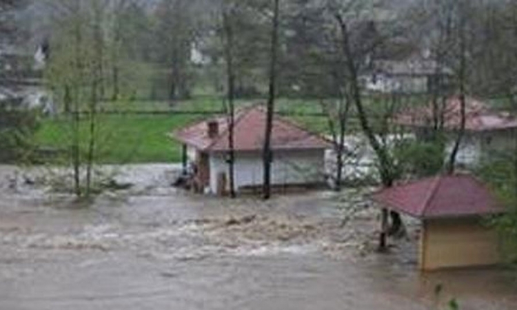 Poplave izazvale vanredno stanje u tri opštine u Srbiji