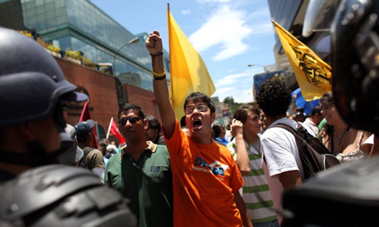 Priveden Amerikanac zbog organizovanja demonstracija u Venecueli