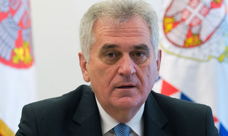  Nikolić: Srbija ne želi da bira stranu