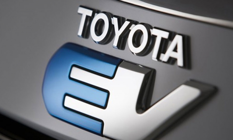 Toyota sve adute daje na vodonik