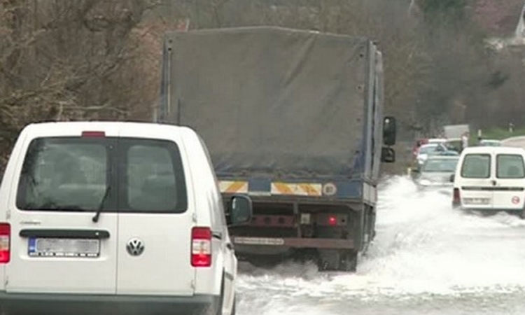 Šteta od poplava u Gradišci premašila dva miliona KM