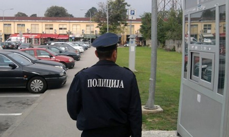Mladić udarao policajce u Vlasenici