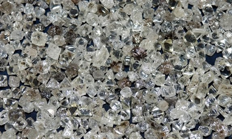 Alrosa povećala prihode od prodaje dijamanata