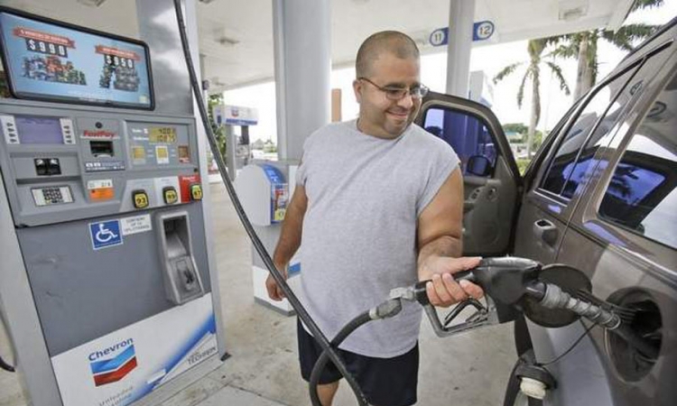 Benzin podstakao inflaciju u SAD