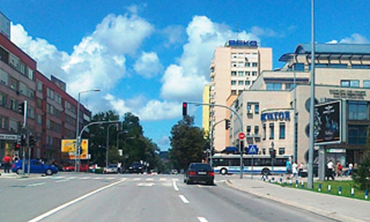 Proširena saobraćajnica na Bulevaru cara Dušana
