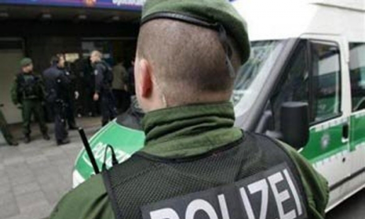 Vozač iz BiH vibratorom preplašio njemačke policajce