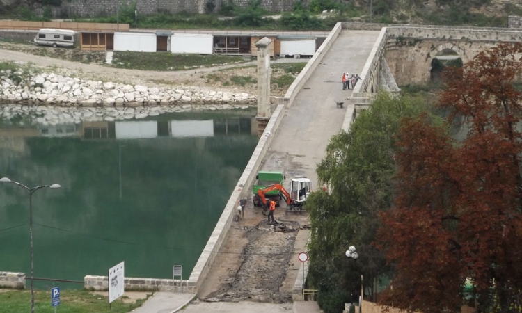 Most Mehmed-paše Sokolovića zatvoren i za pješake