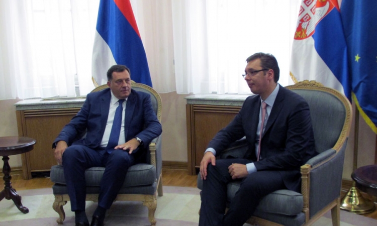 U toku sastanak Vučića i Dodika u Beogradu
