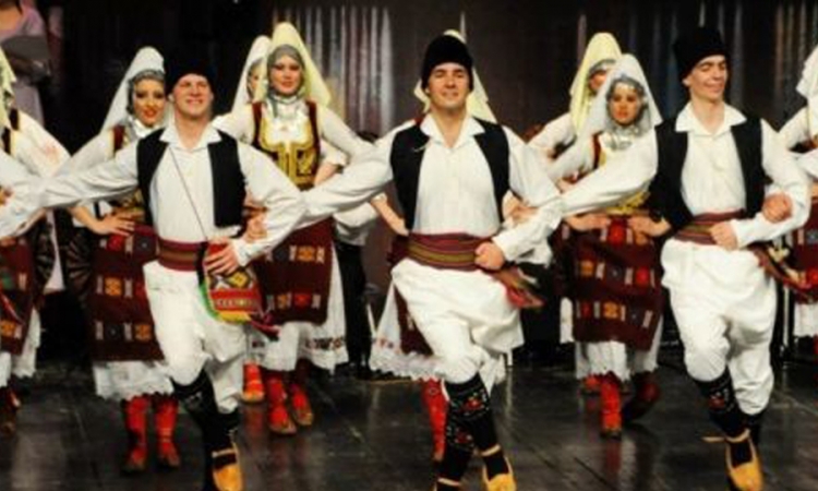 Održano veče folklora u Bratuncu