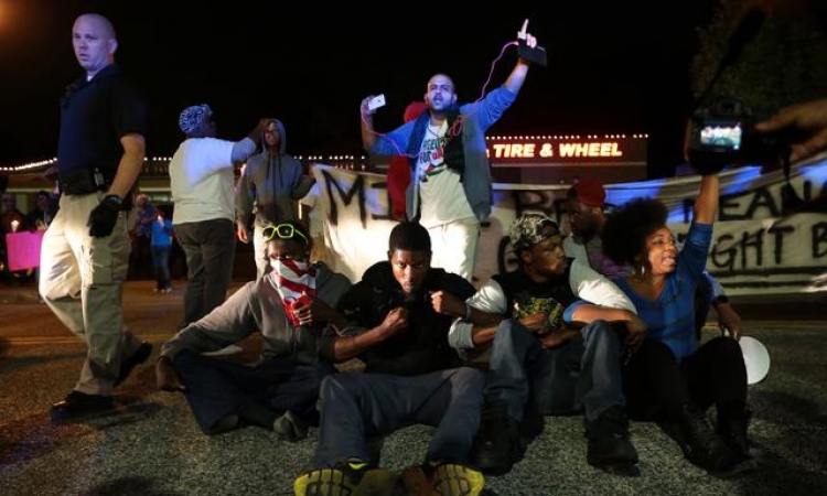 Novi nemiri i hapšenja u Fergusonu