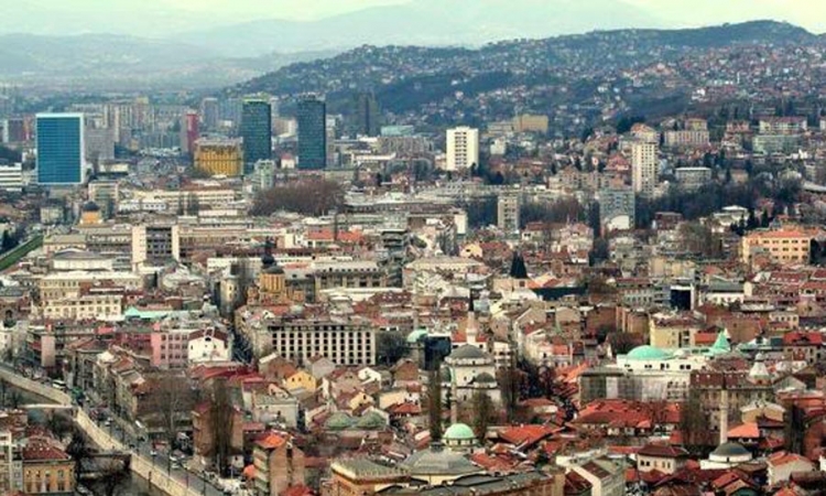 Grad Sarajevo pred kolapsom