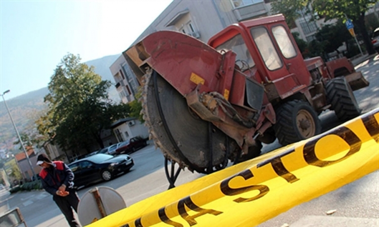 Građevinska mašina usmrtila radnika u Mostaru