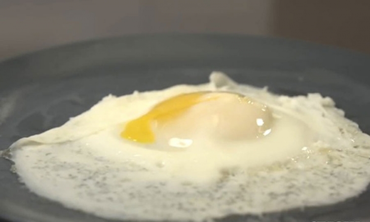 Doručak za tren oka: 3 načina za spremanje jaja u mikrovalnoj  