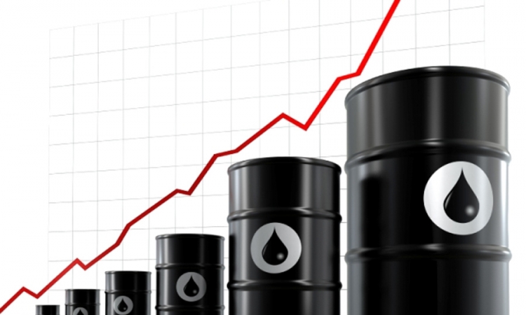 Pojeftinjenje nafte vodi u recesiju Rusiju