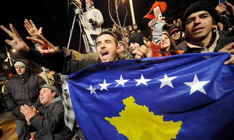 Mladi Albanci odlaze sa Kosova u potrazi za boljim životom