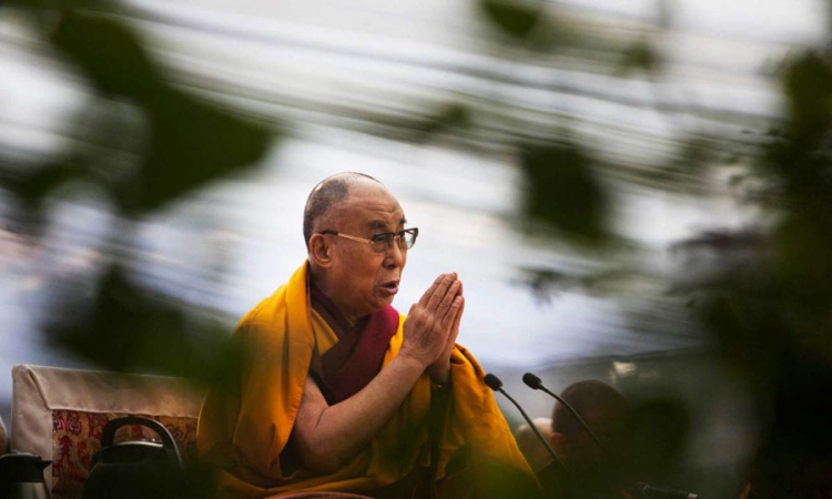 Peking: Besmislene izjave dalaj lame