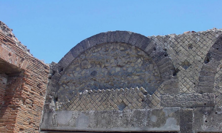Cement starih Rimljana jači od današnjih blokova