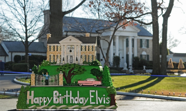 U Memfisu spektakularna proslava Elvisovog 80. rođendana