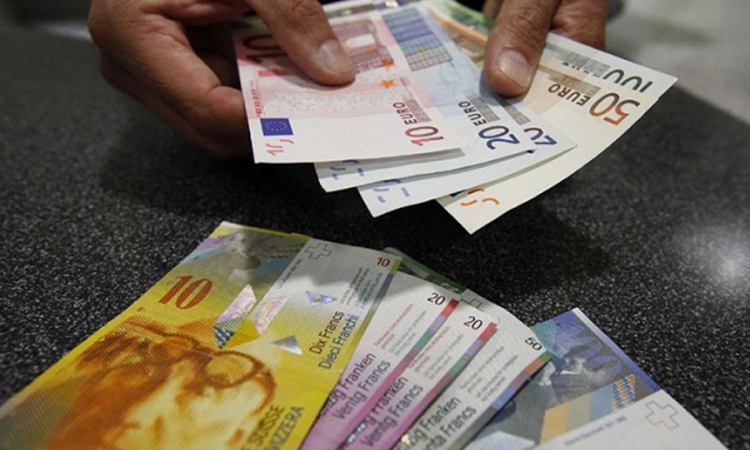 Kako su Mađari izbjegli katastrofu sa švajcarskim frankom