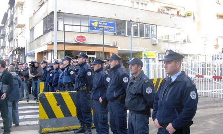 Incidenti obilježili proteste Albanaca